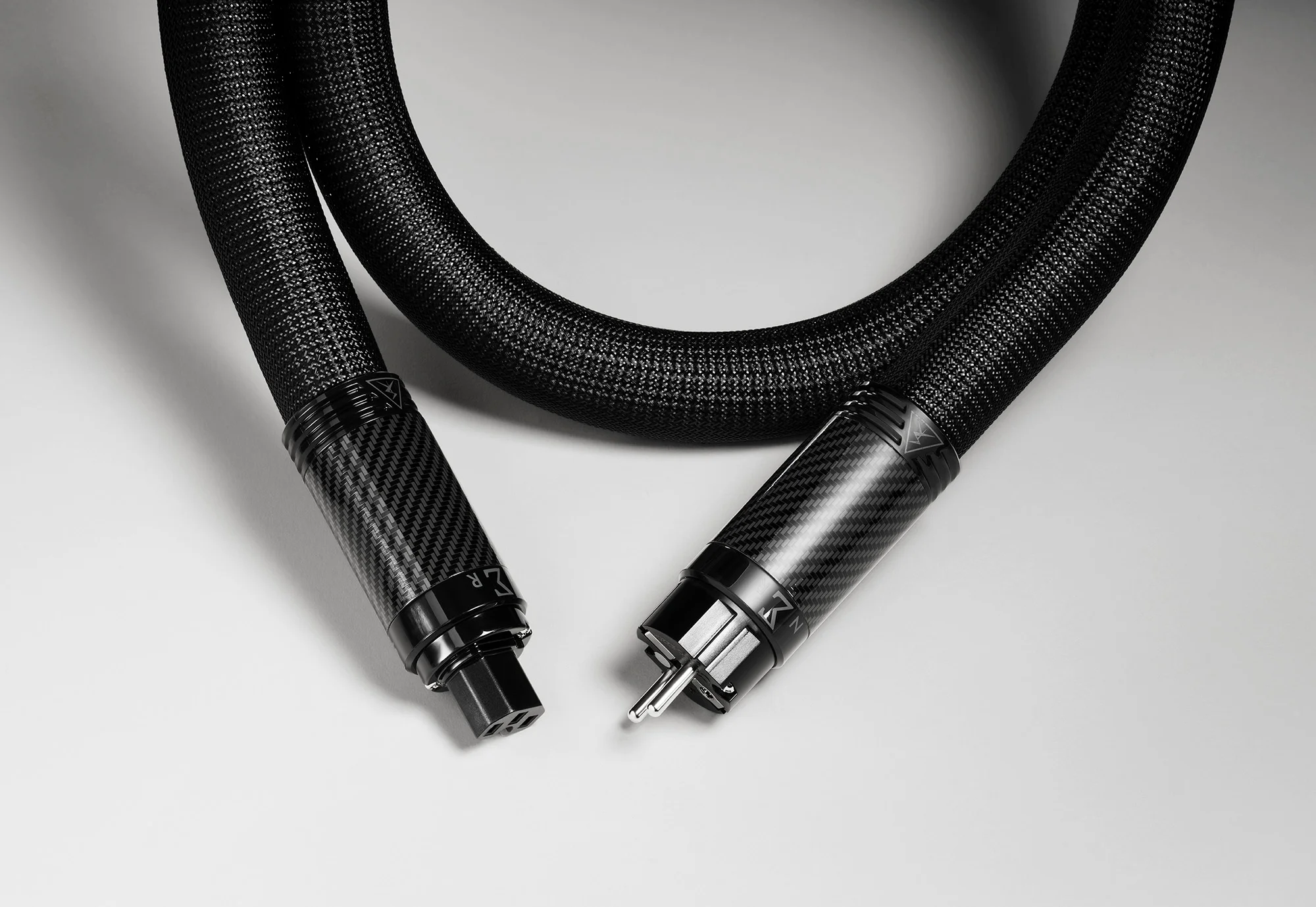 Shunyata Research Detalle de los conectores CopperCONN del Sigma-X NR europeo