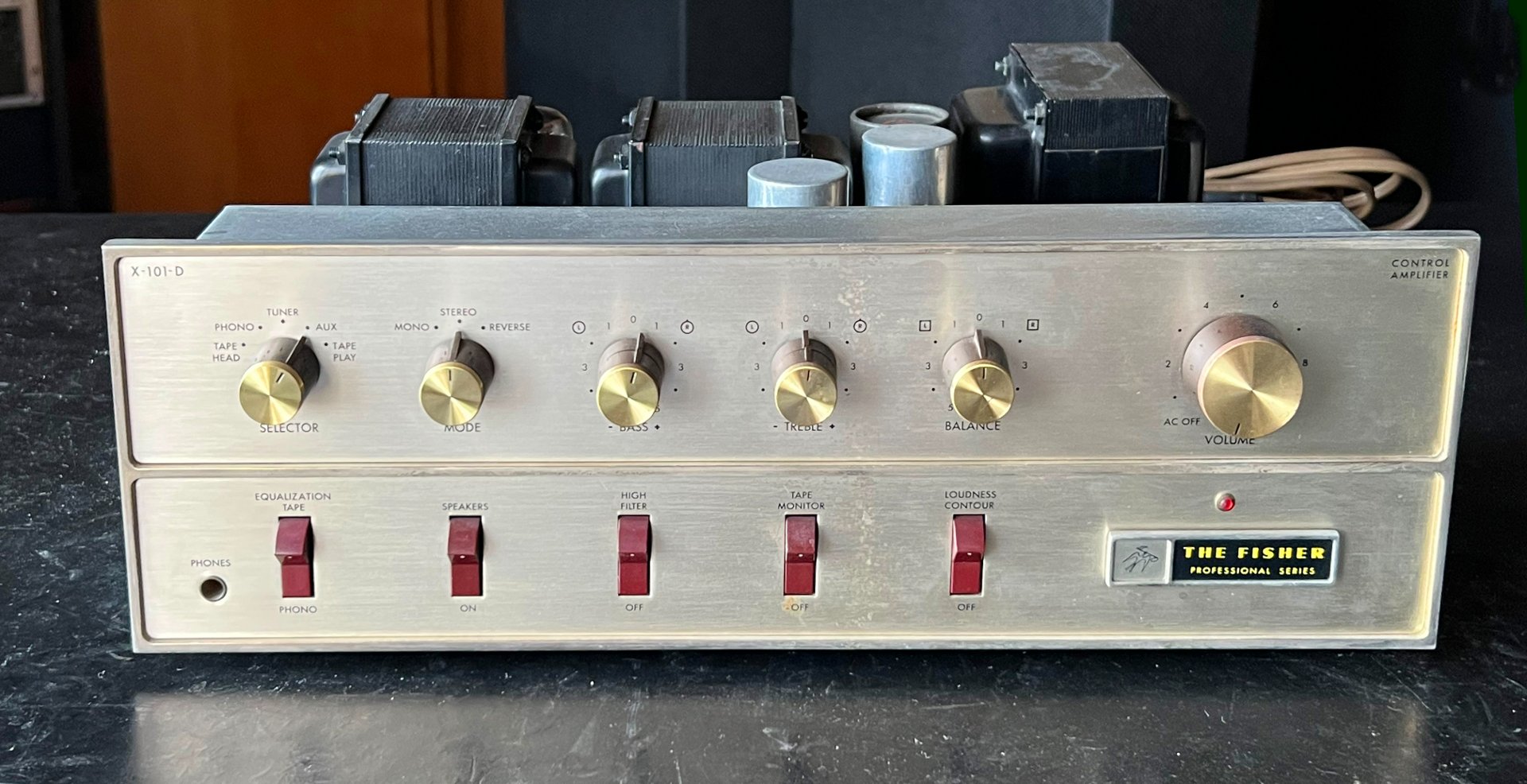 Amplificador Integrado a válvulas