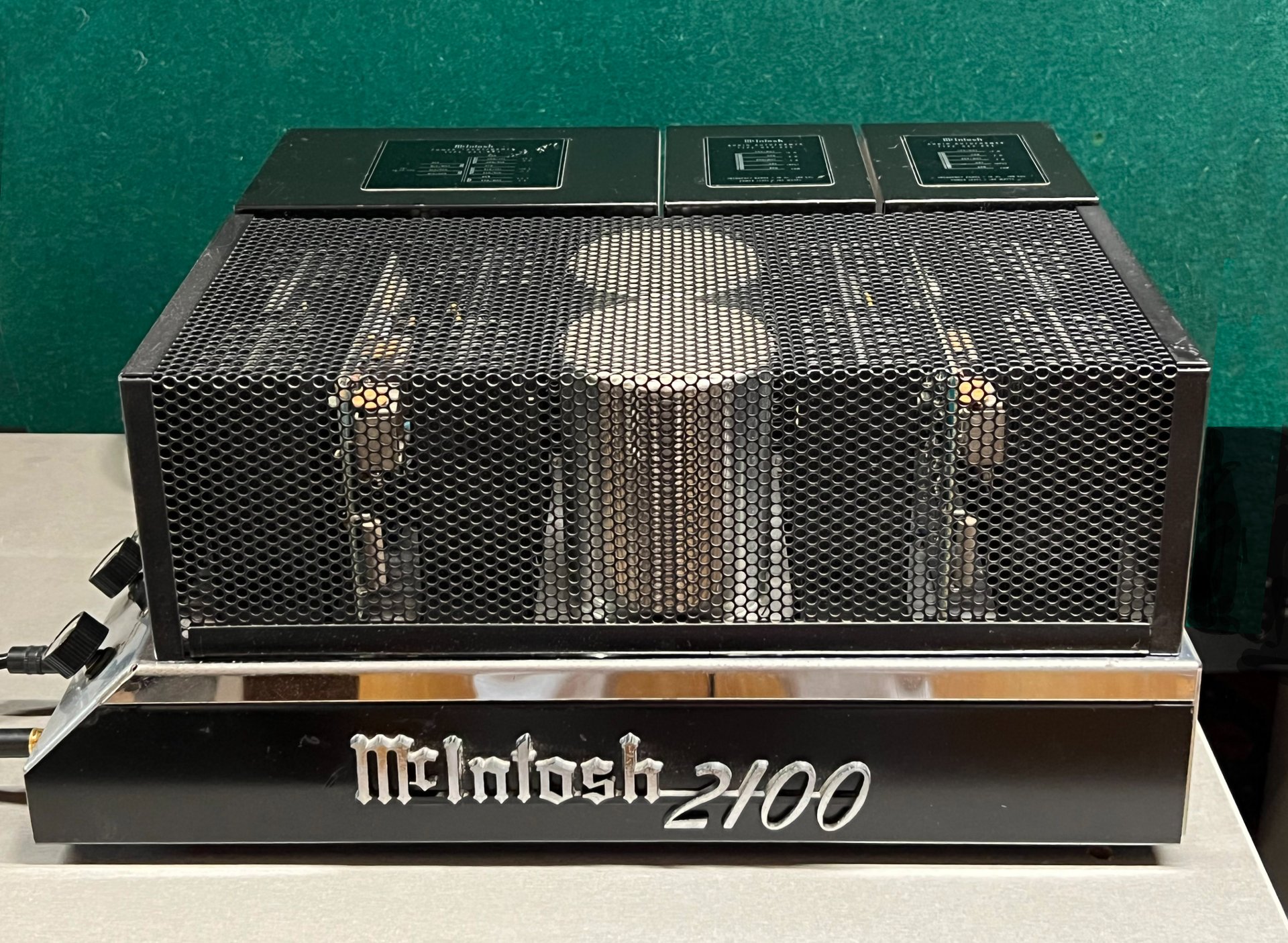 Etapa de Potencia a Transistores con Autotransformador a la Salida