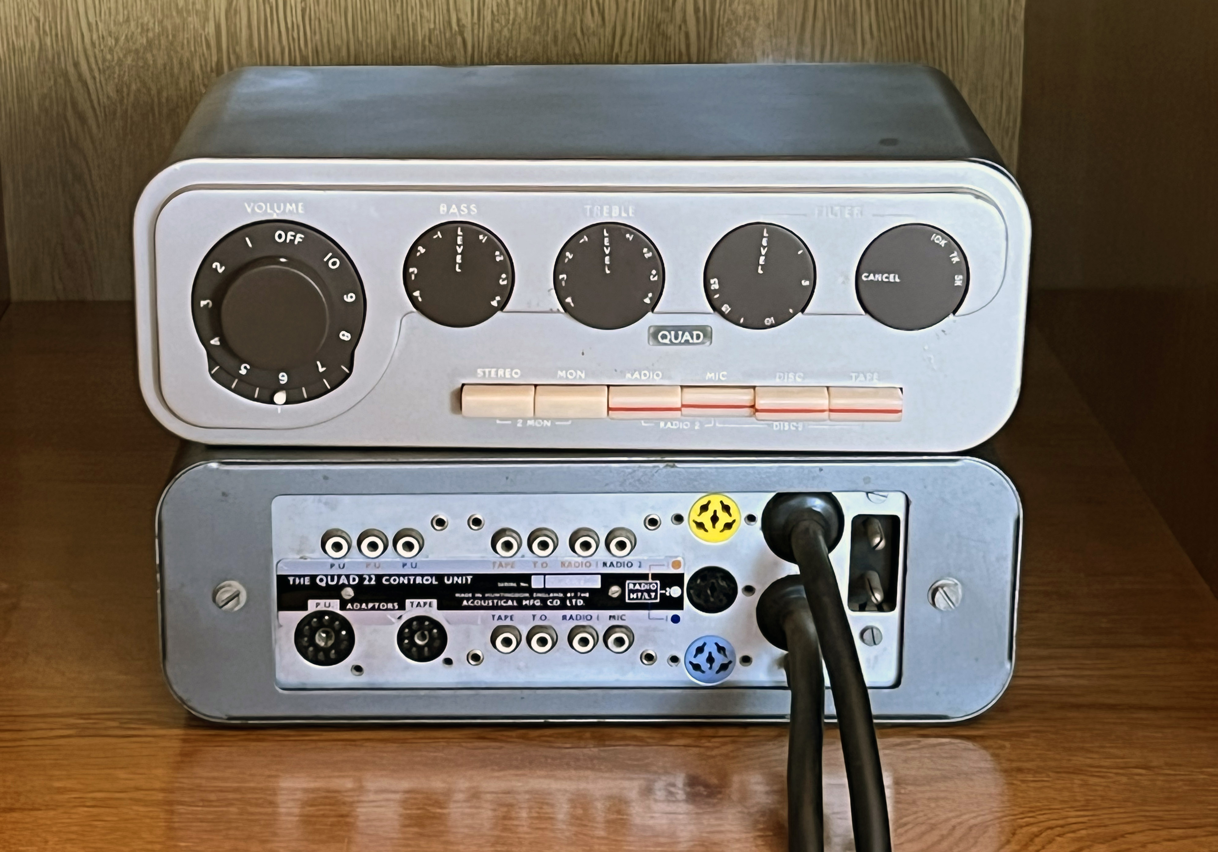 Preamplificador Quad 22