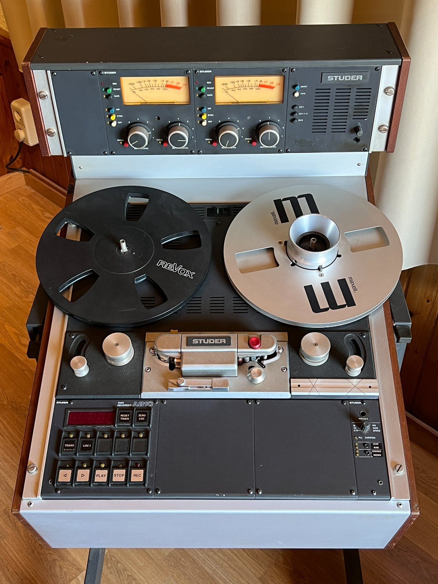 Magnetofon de Estudio Reel to Reel - Studer A810