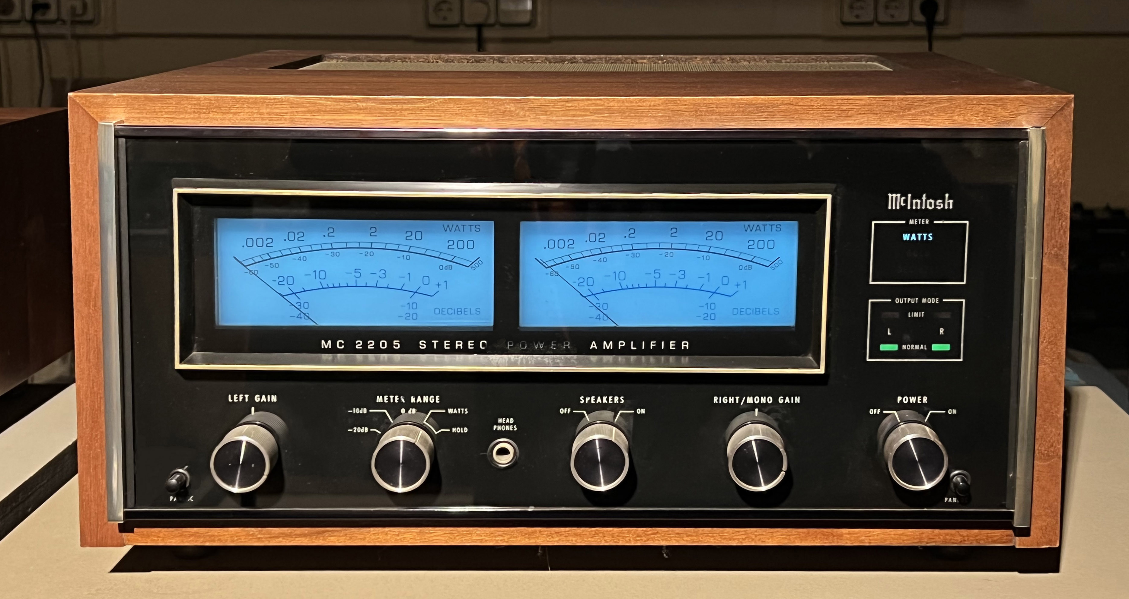 Etapa de Potencia a Transistores McIntosh MC2205
