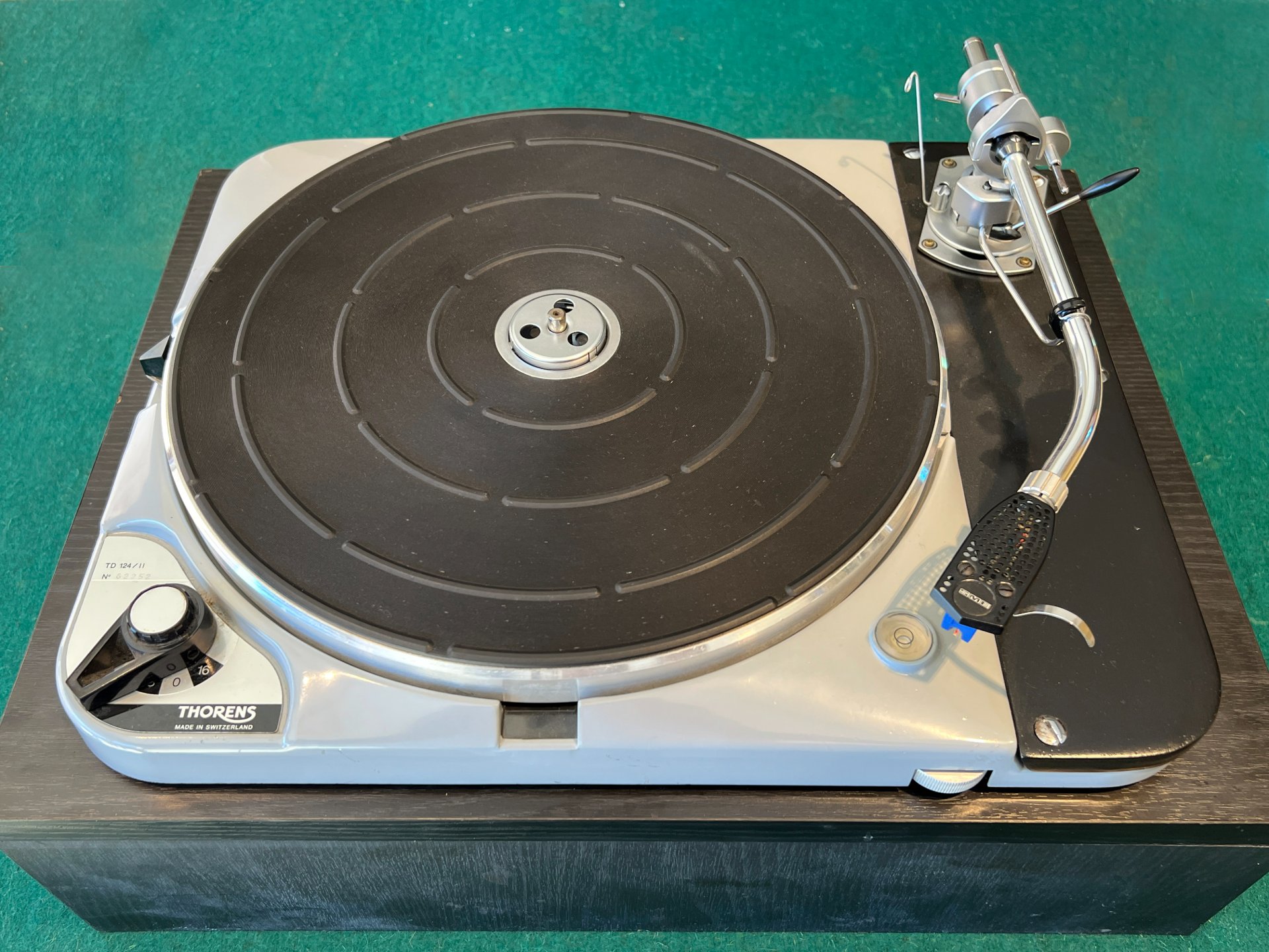 Giradiscos Thorens TD 124 (Mk II) con brazo SME 3009