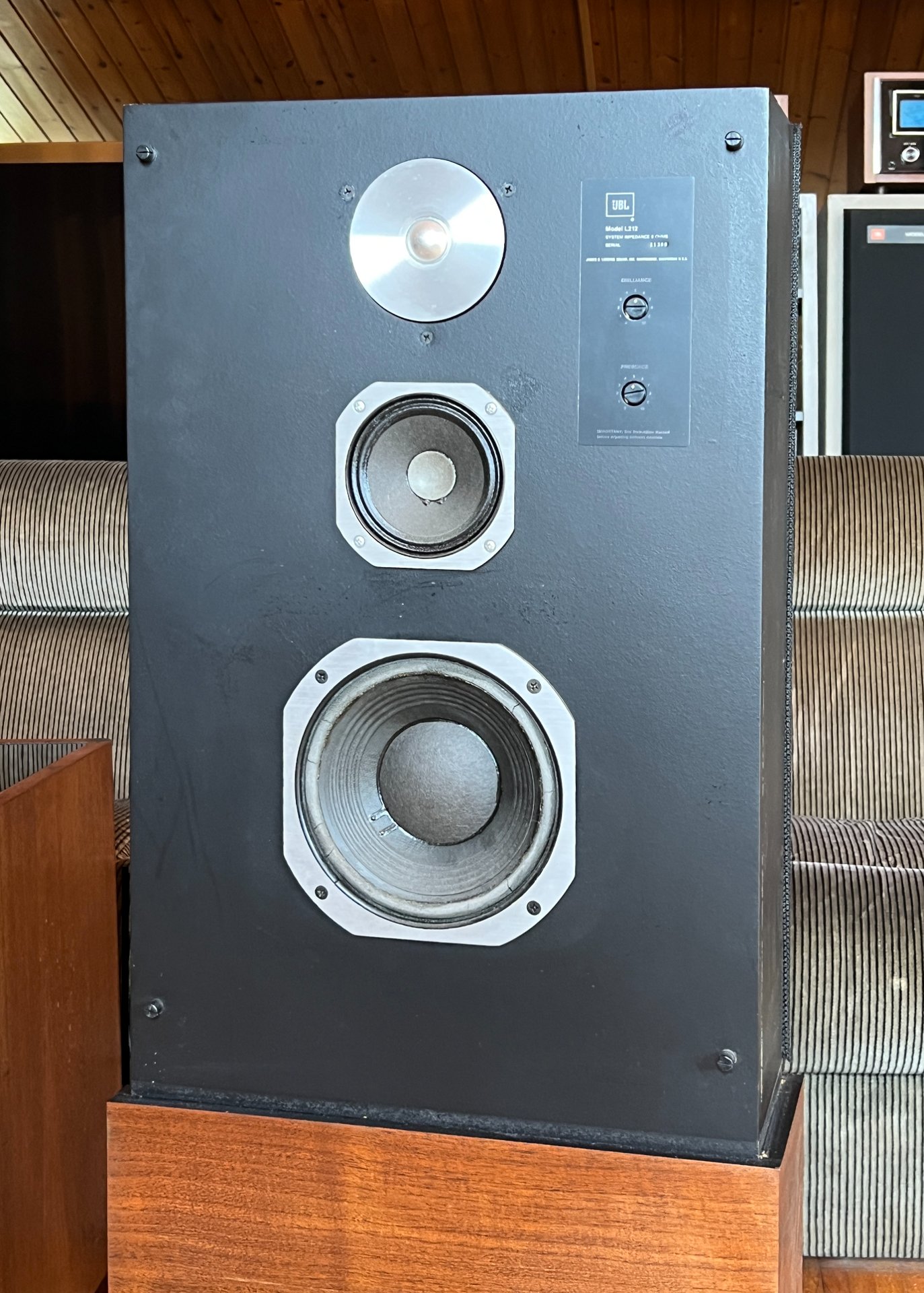 Sistema de Altavoces JBL L212 - imagen 3