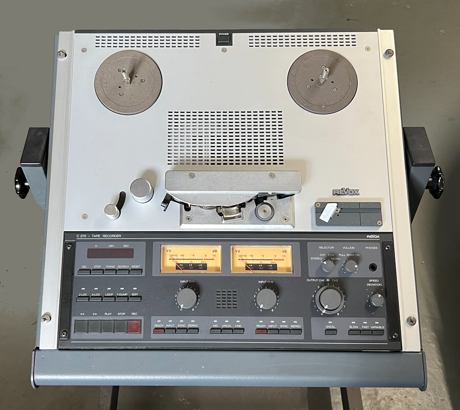 Magnetofón Revox C 270