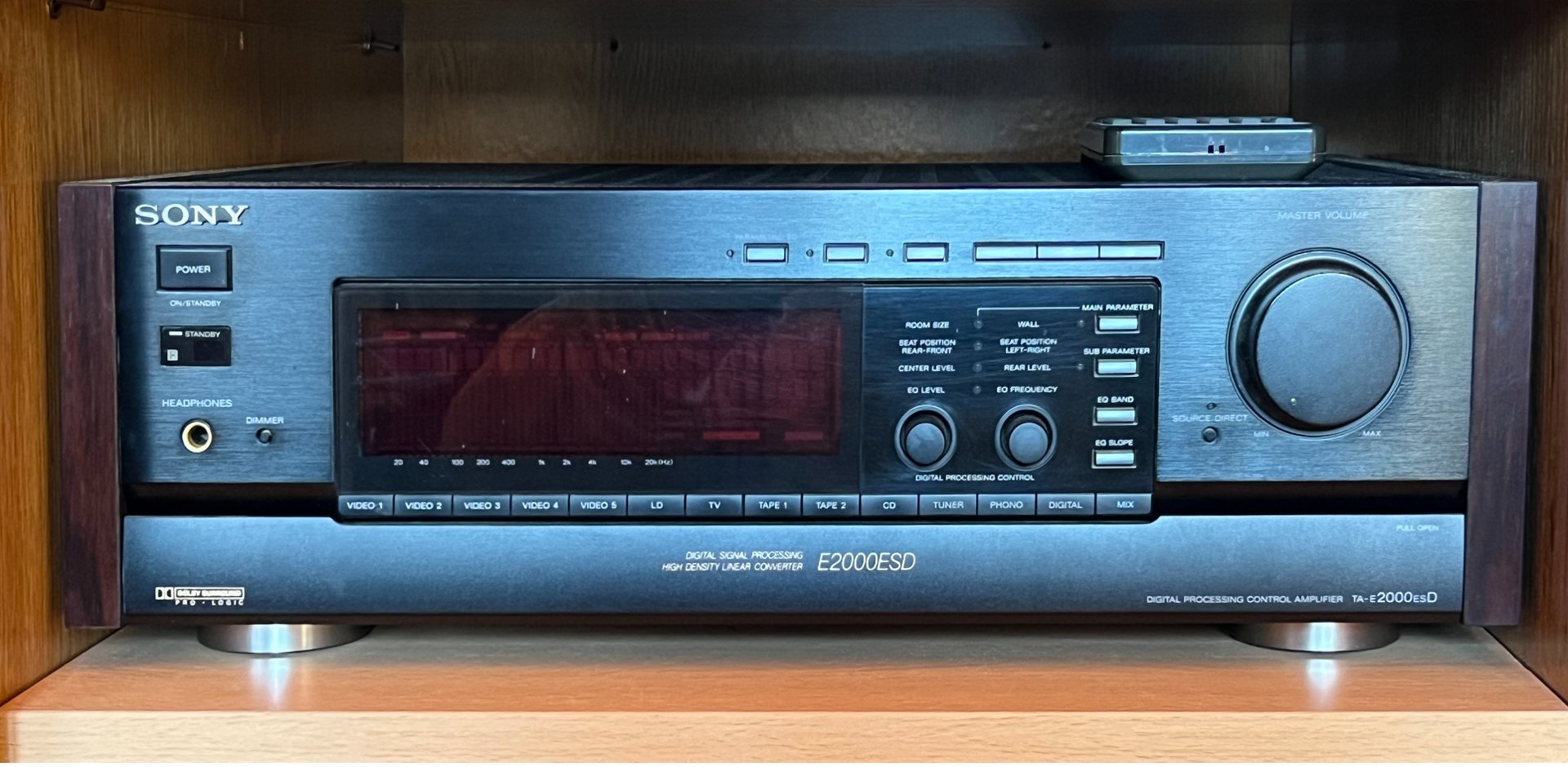 Sony Digital Processing Control Amplifier TA-E 2000 ESD