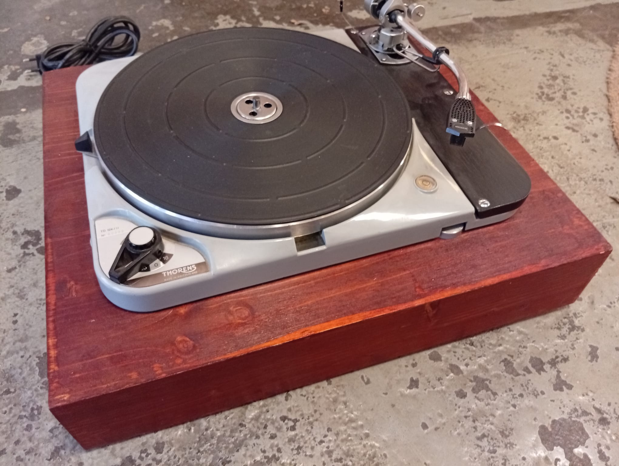Thorens TD 124 MK II + SME 3009 - imagen 4