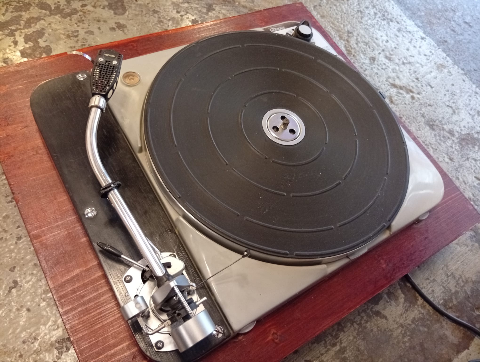 Thorens TD 124 MK II + SME 3009 - imagen 2