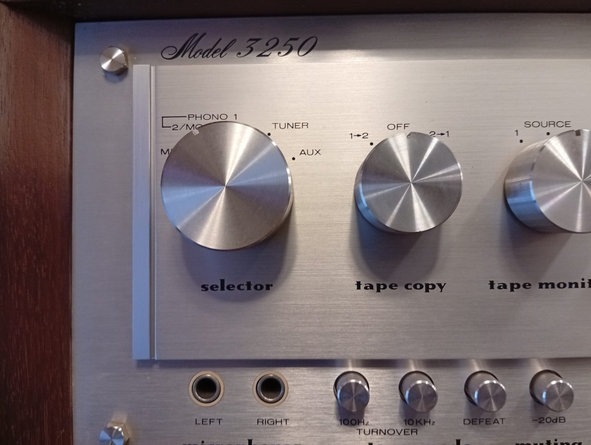 Marantz 3250 + 170DC Amplificador y Previo - imagen 4