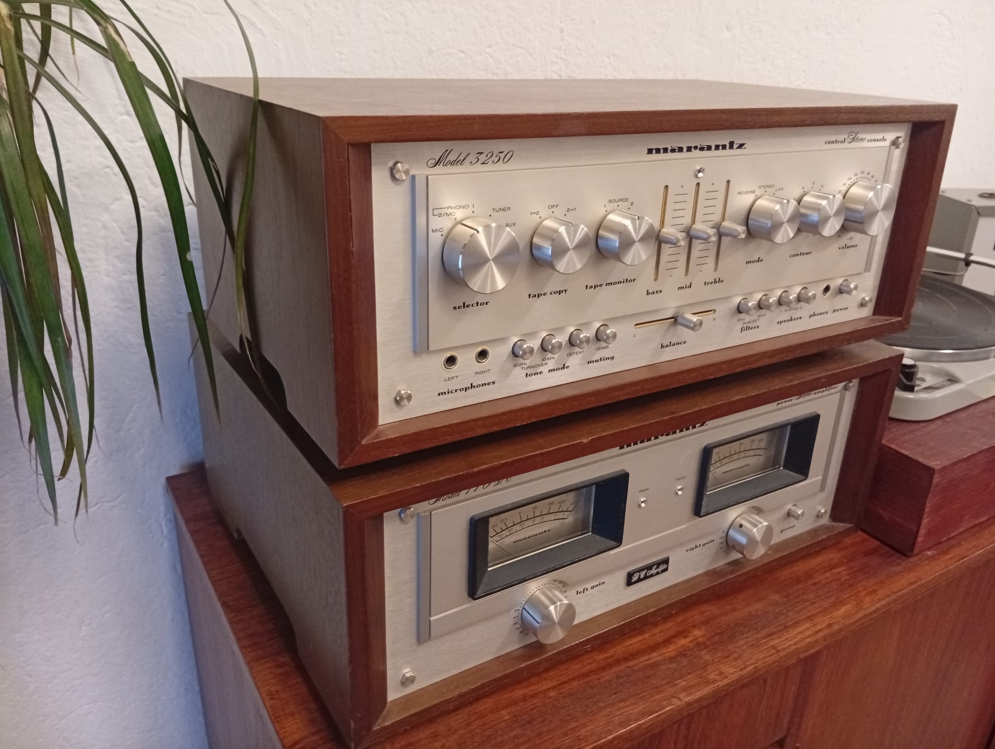 Marantz 3250 + 170DC Amplificador y Previo - imagen 3