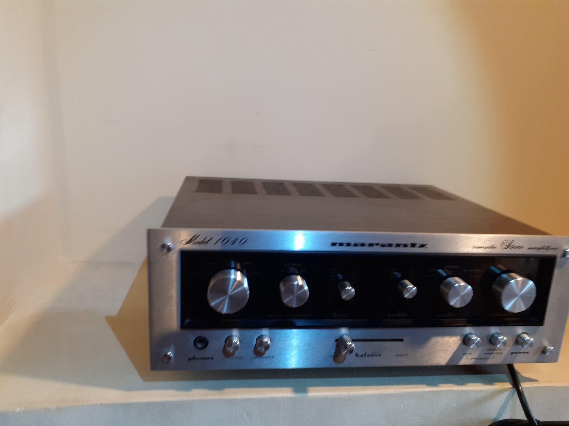 Marantz 1040