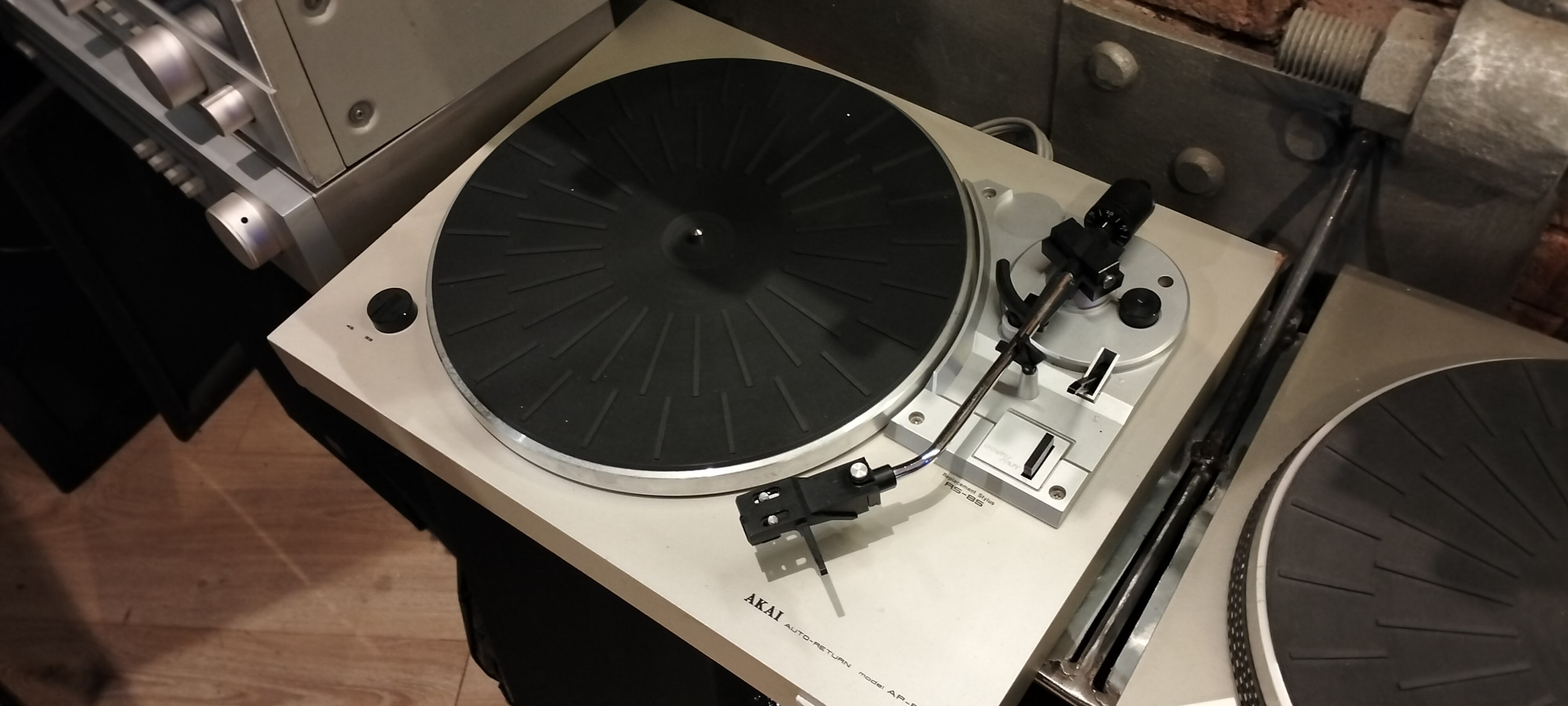 Thorens TD150 - imagen 15