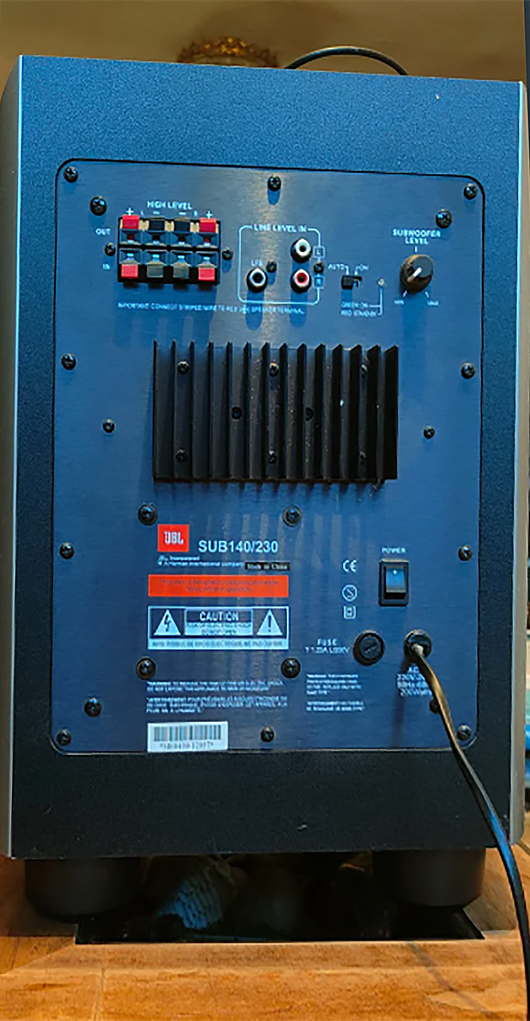 Subwoofer autoamplificado - imagen 2