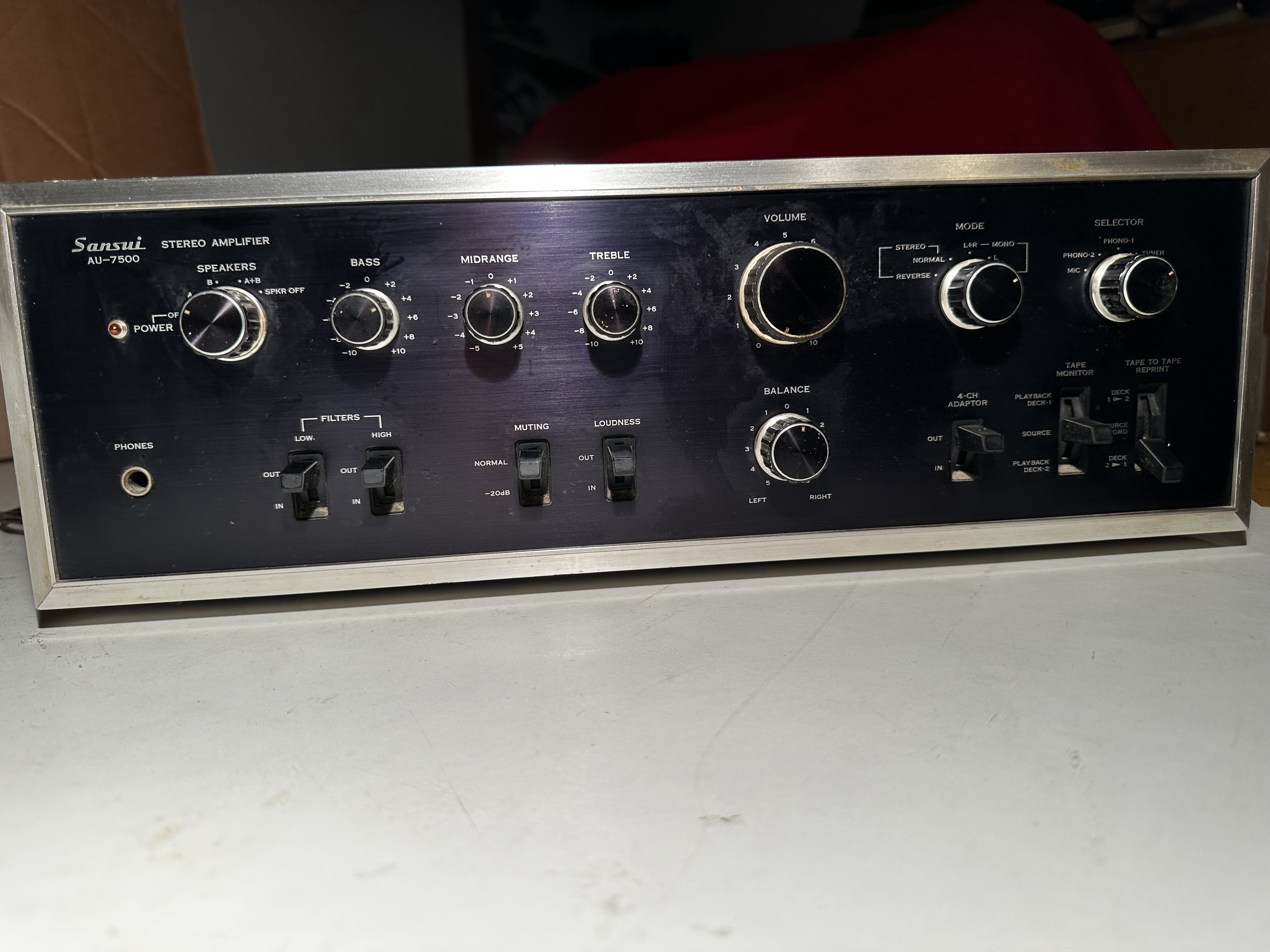 Sansui AU-7500