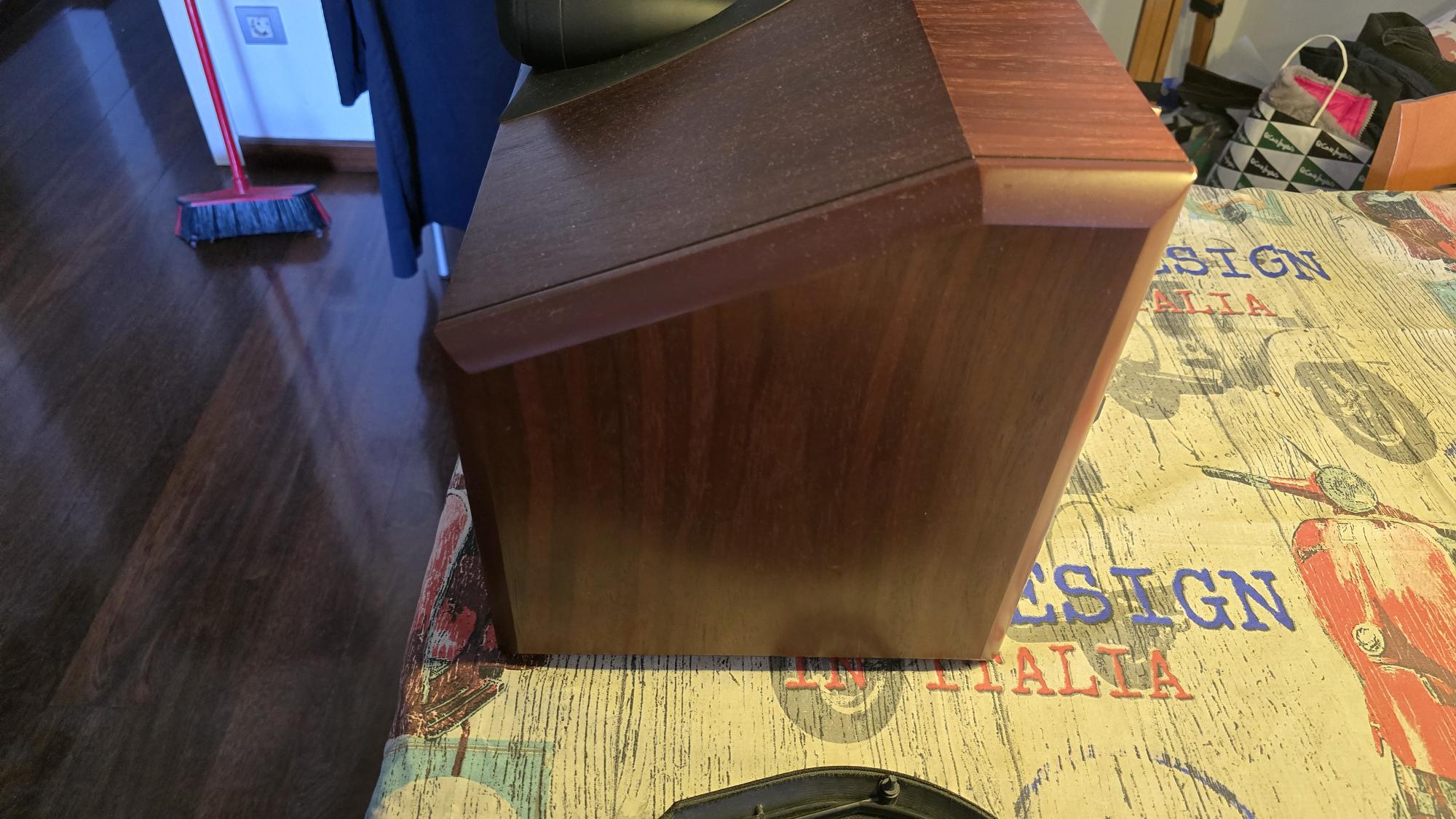 Central B&W - imagen 5