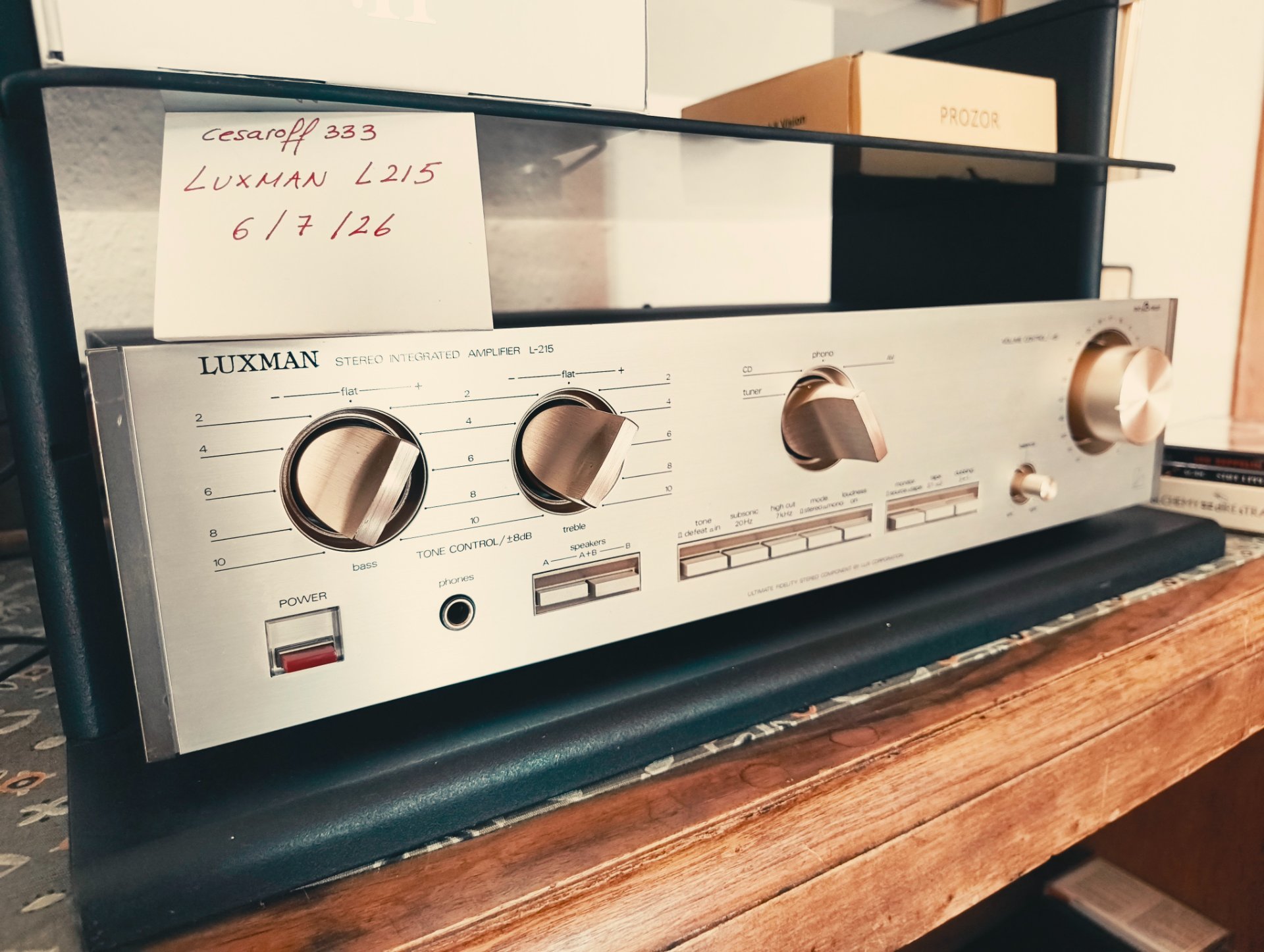 Luxman L215