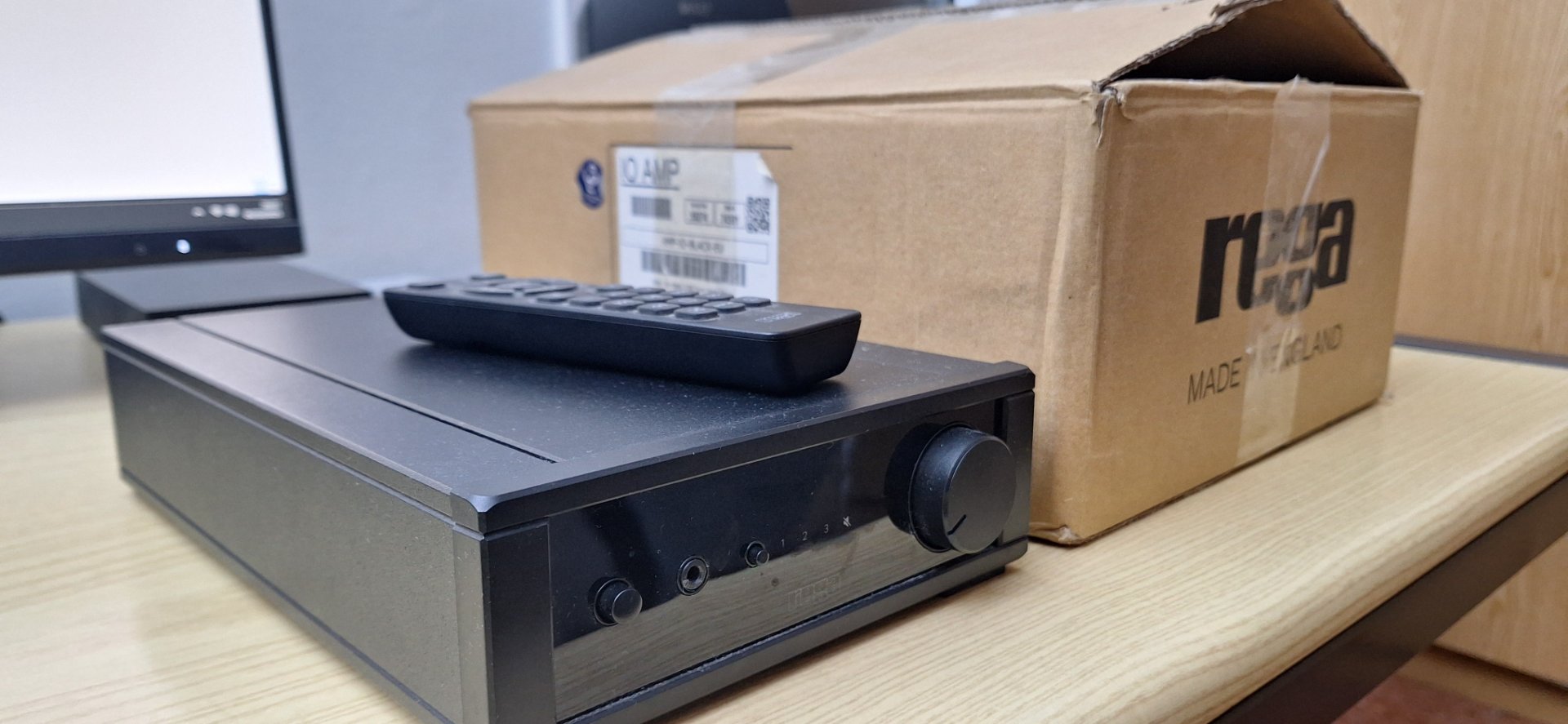 Rega io amplificador