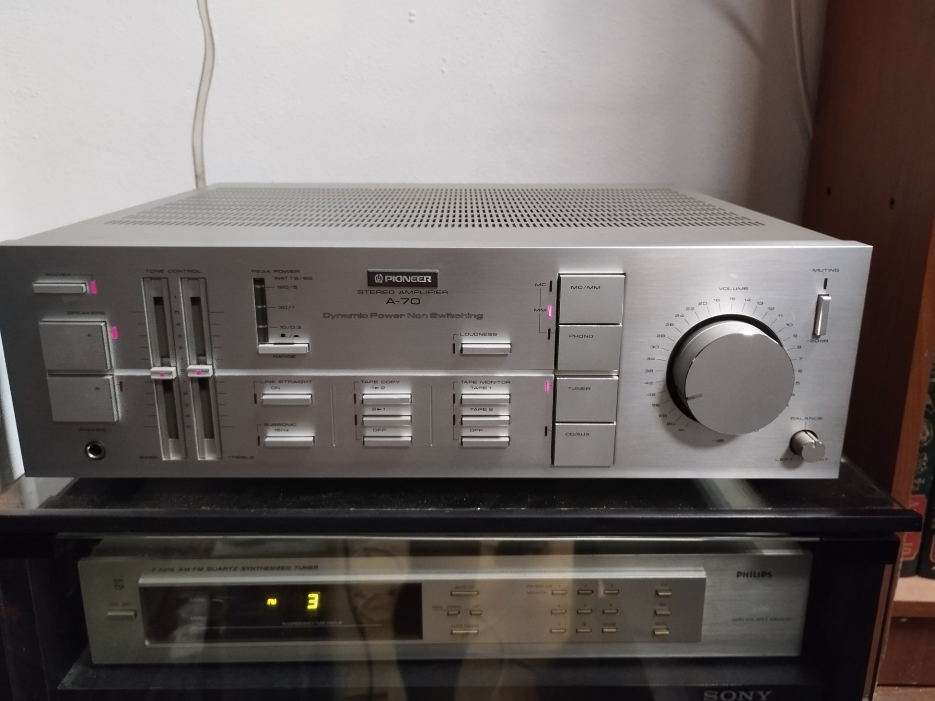 Pioneer A-70