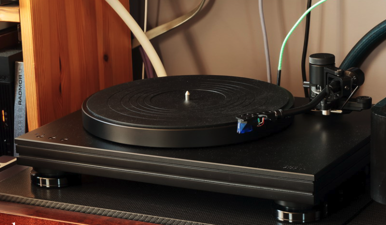 Tocadiscos Music Hall - The Stealth