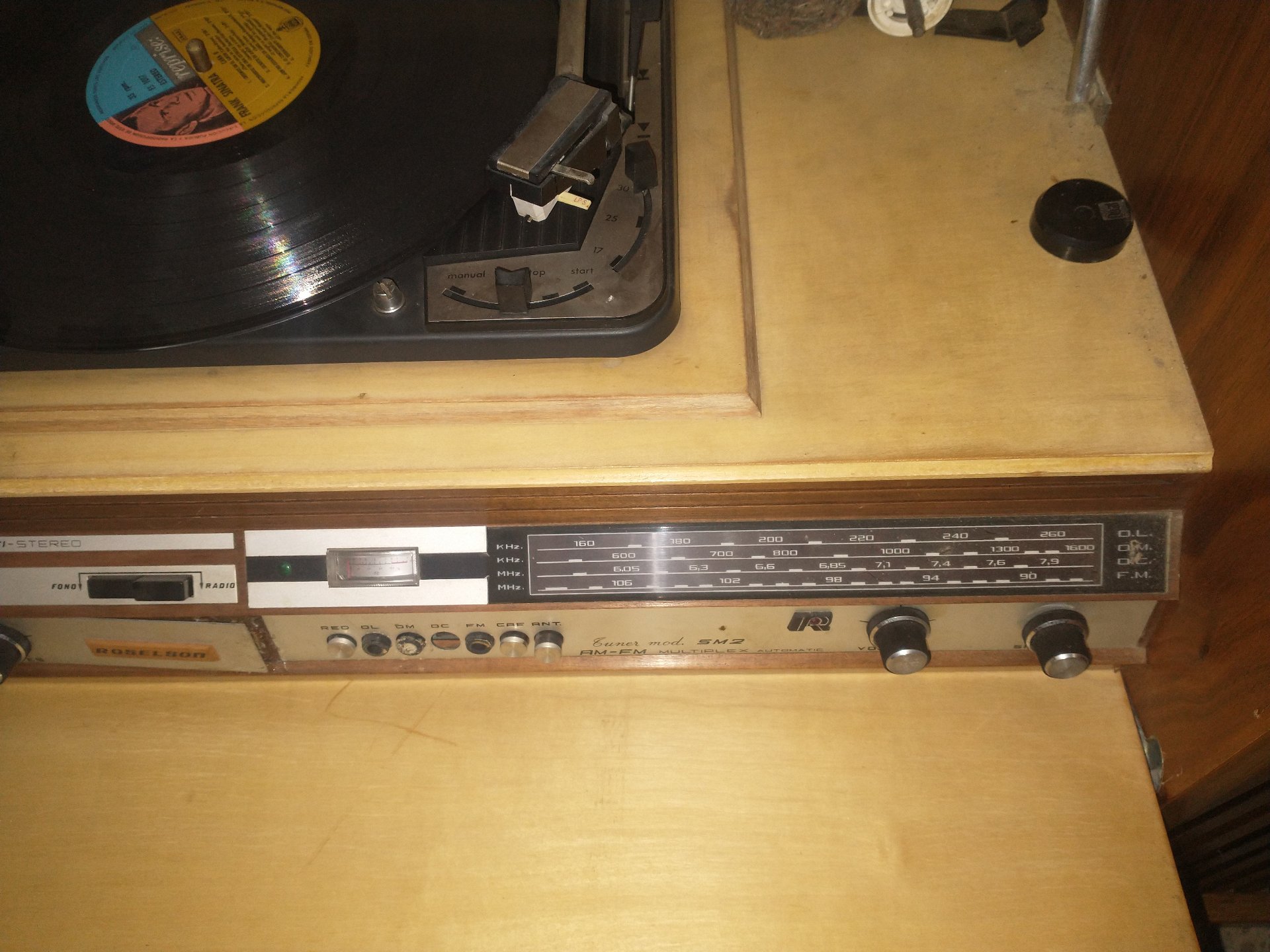 TOCADISCOS VINTAGE - imagen 3