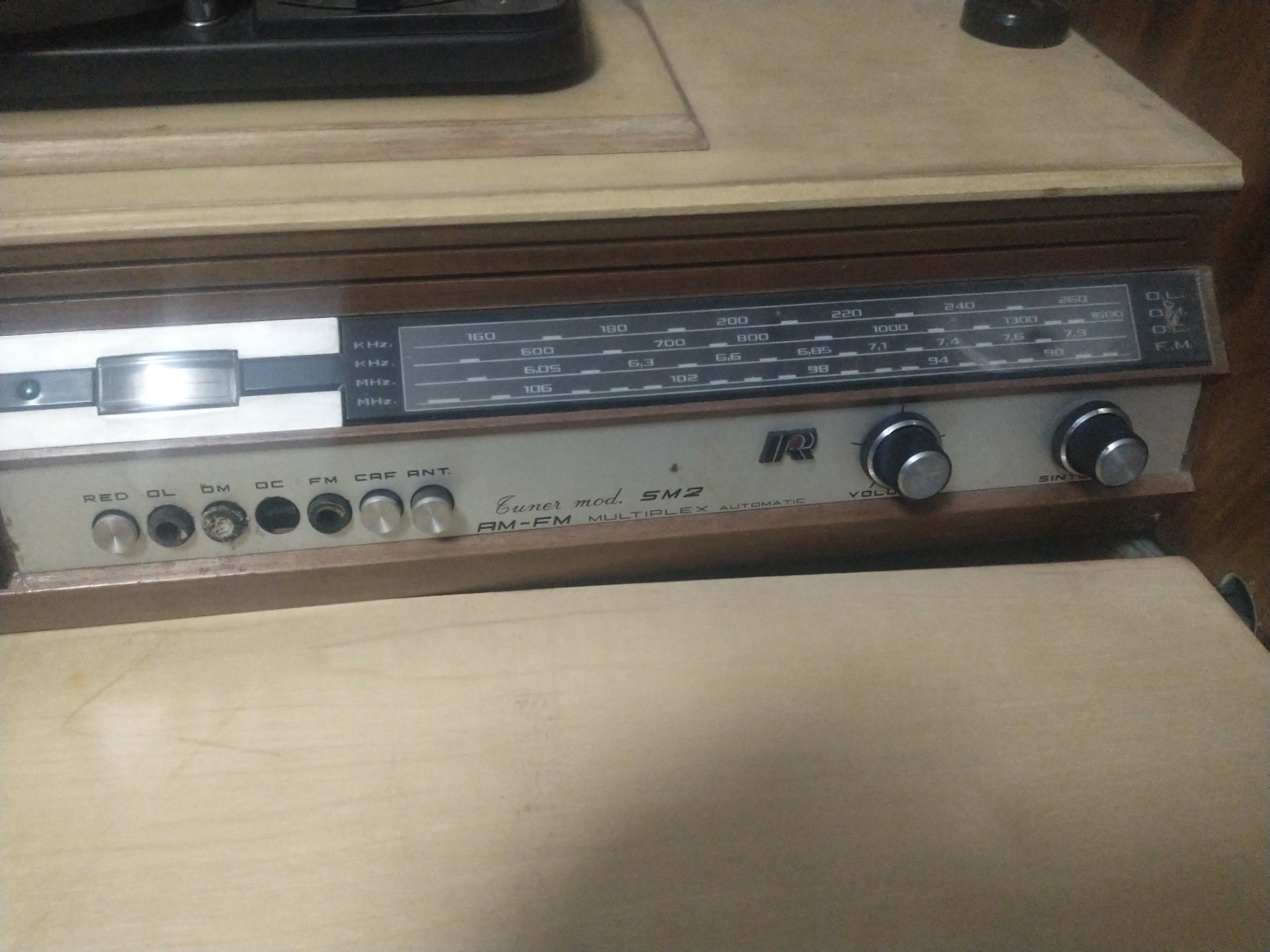 TOCADISCOS VINTAGE - imagen 9