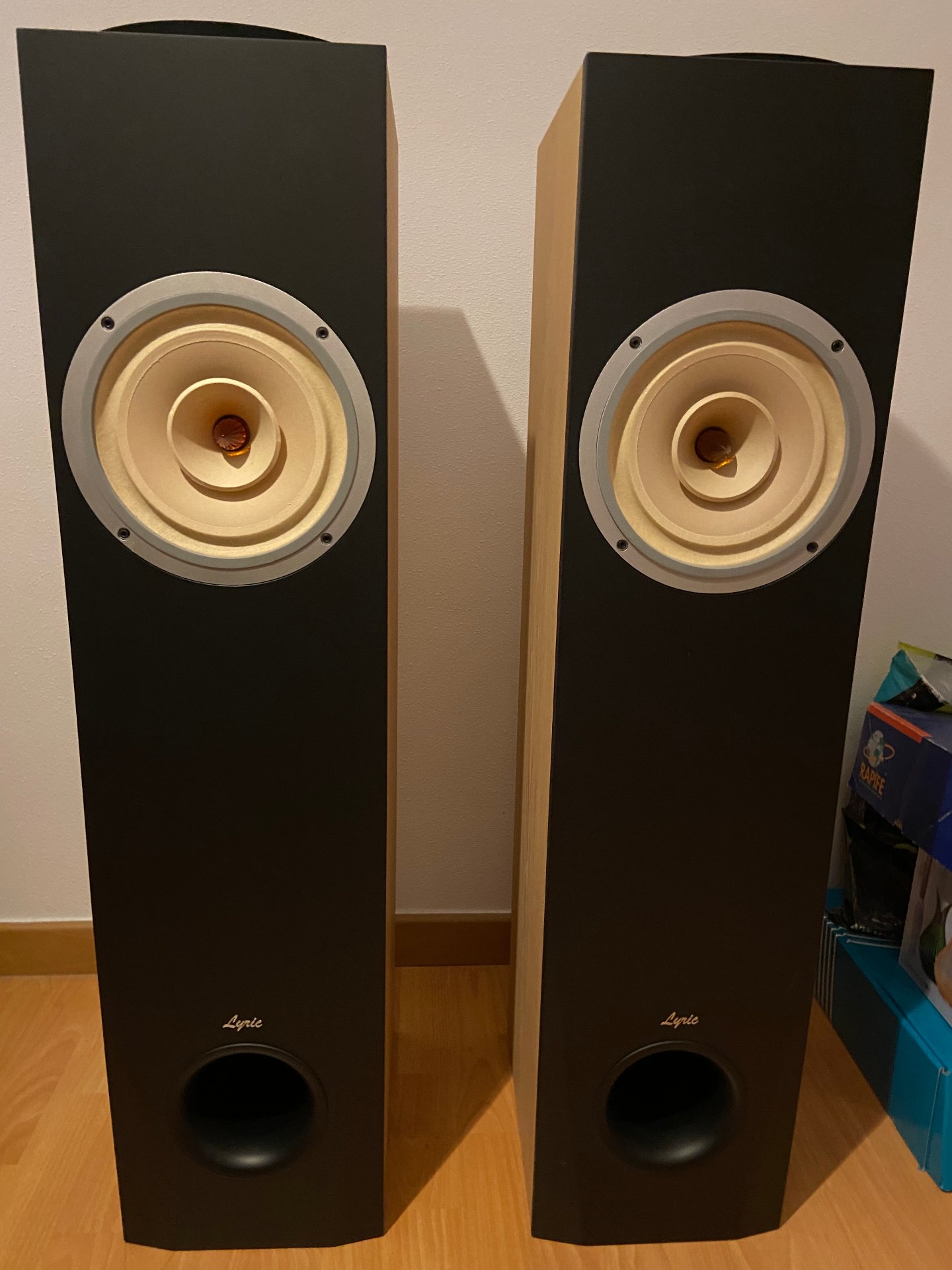 Lyrictech Moonriver 8