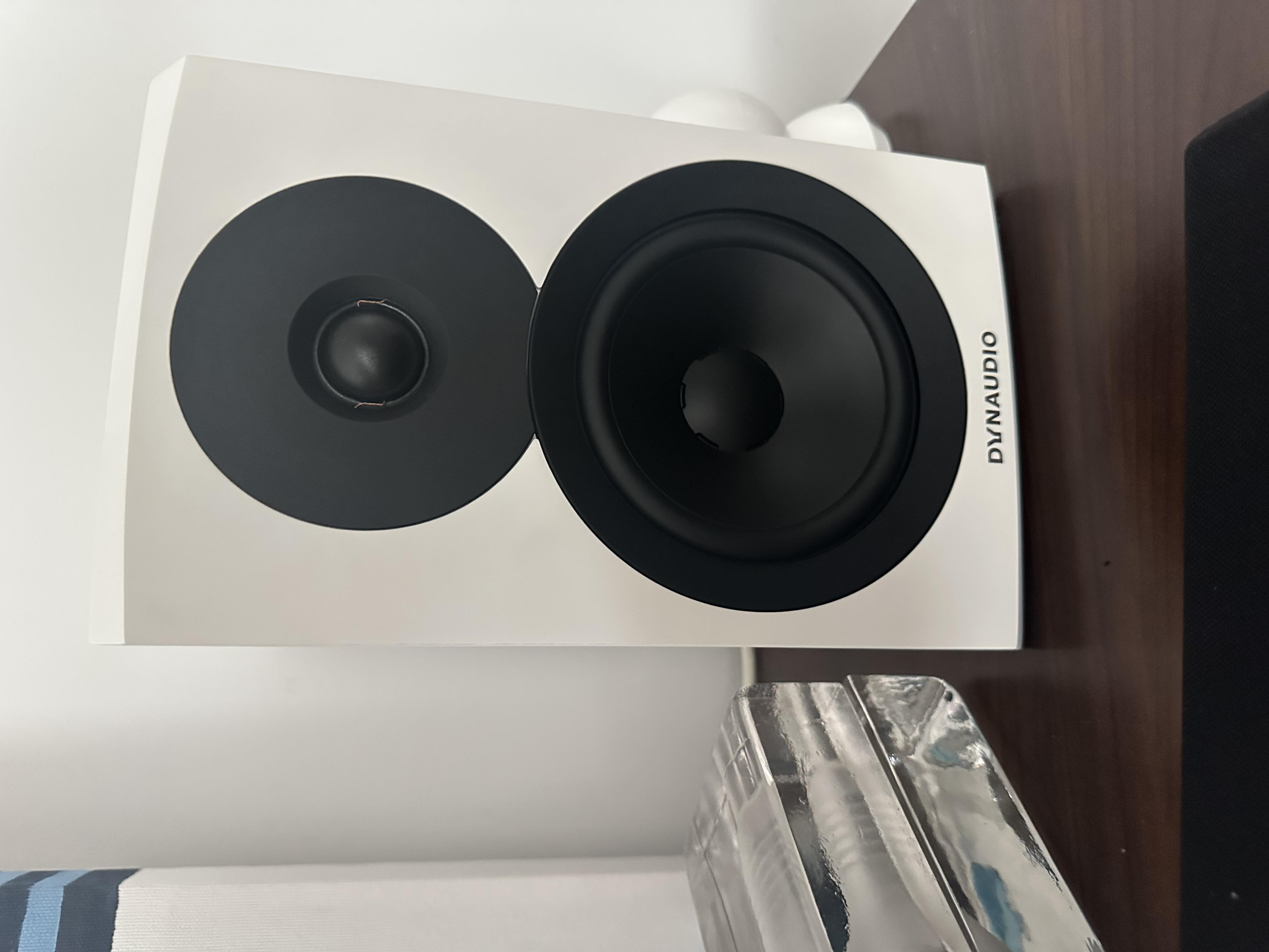 Altavoces surround