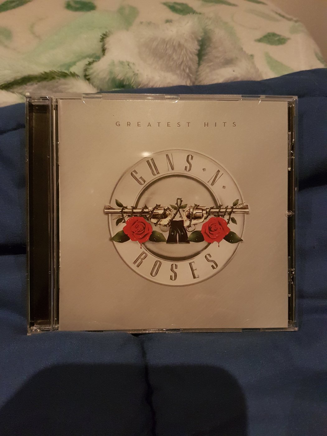 Guns N' Roses — Greatest Hits