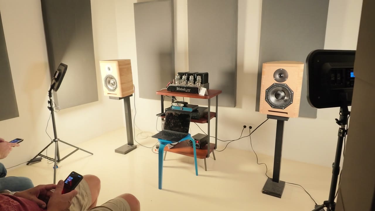 Escuchando las Opus I con el McIntosh MC275
