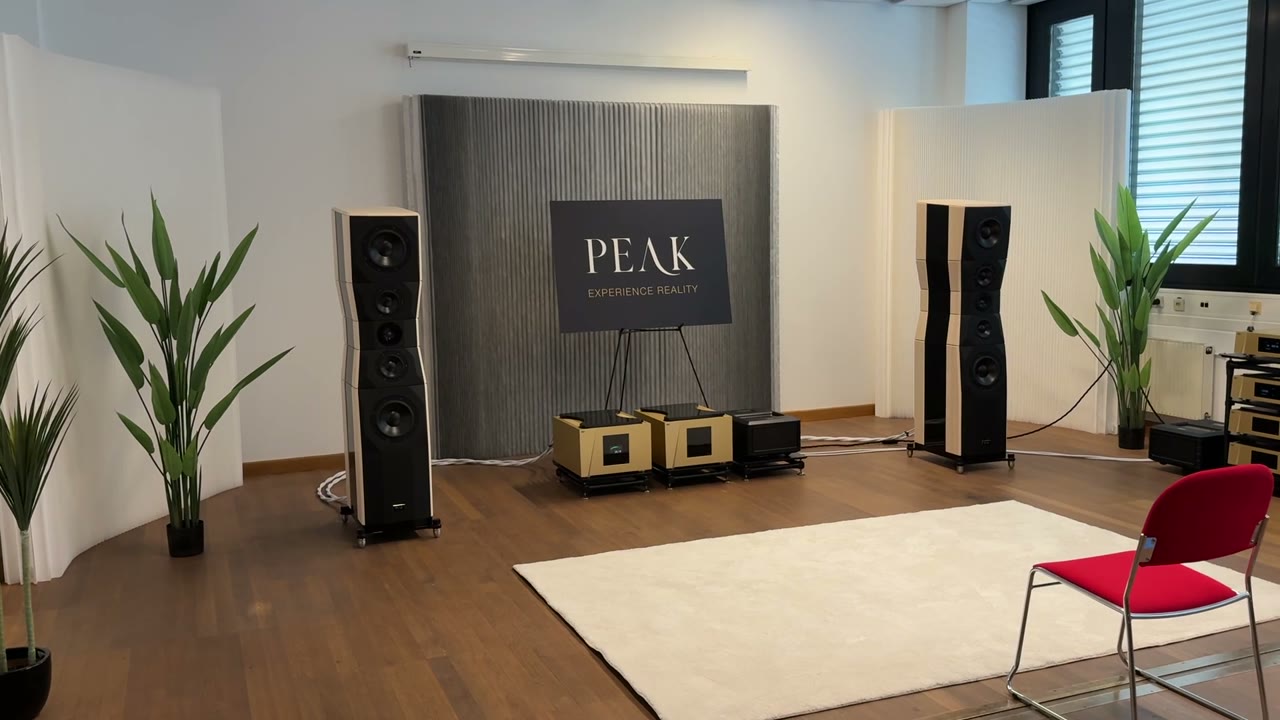 CH Precision + Peak Consult · HIGH END Viena 2026